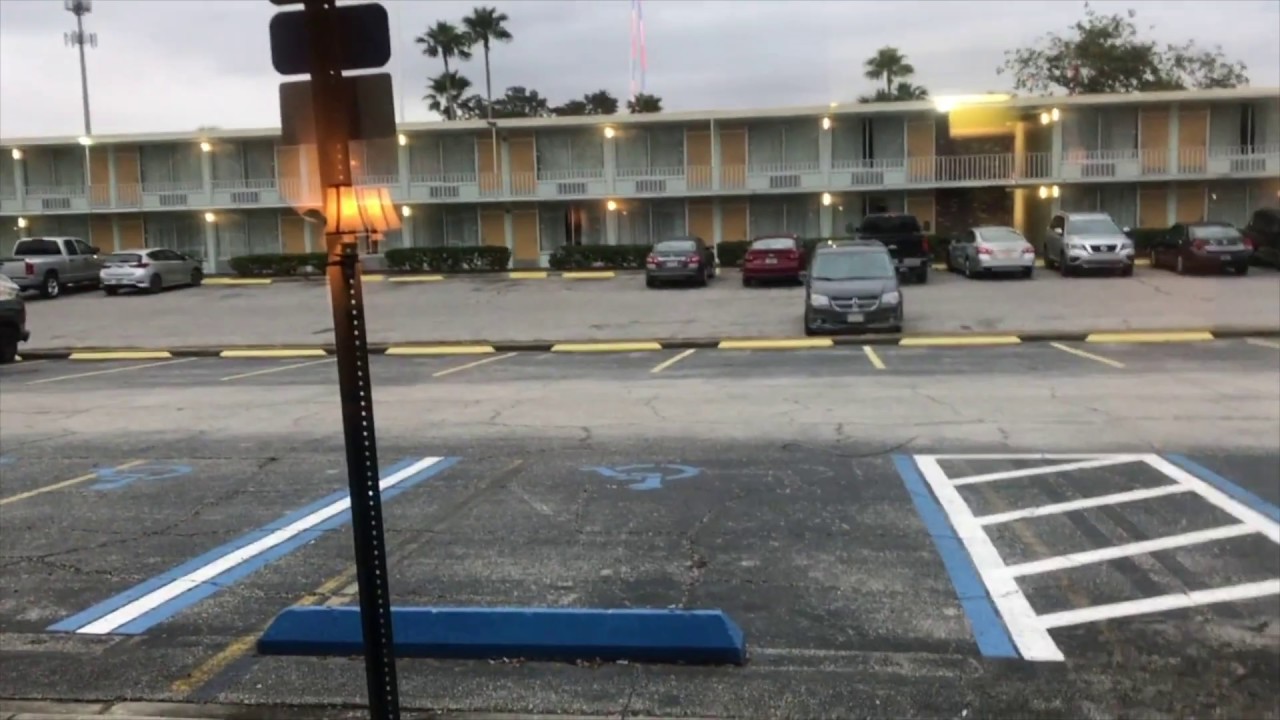 Kissimmee Seralago Hotel Stay Away!