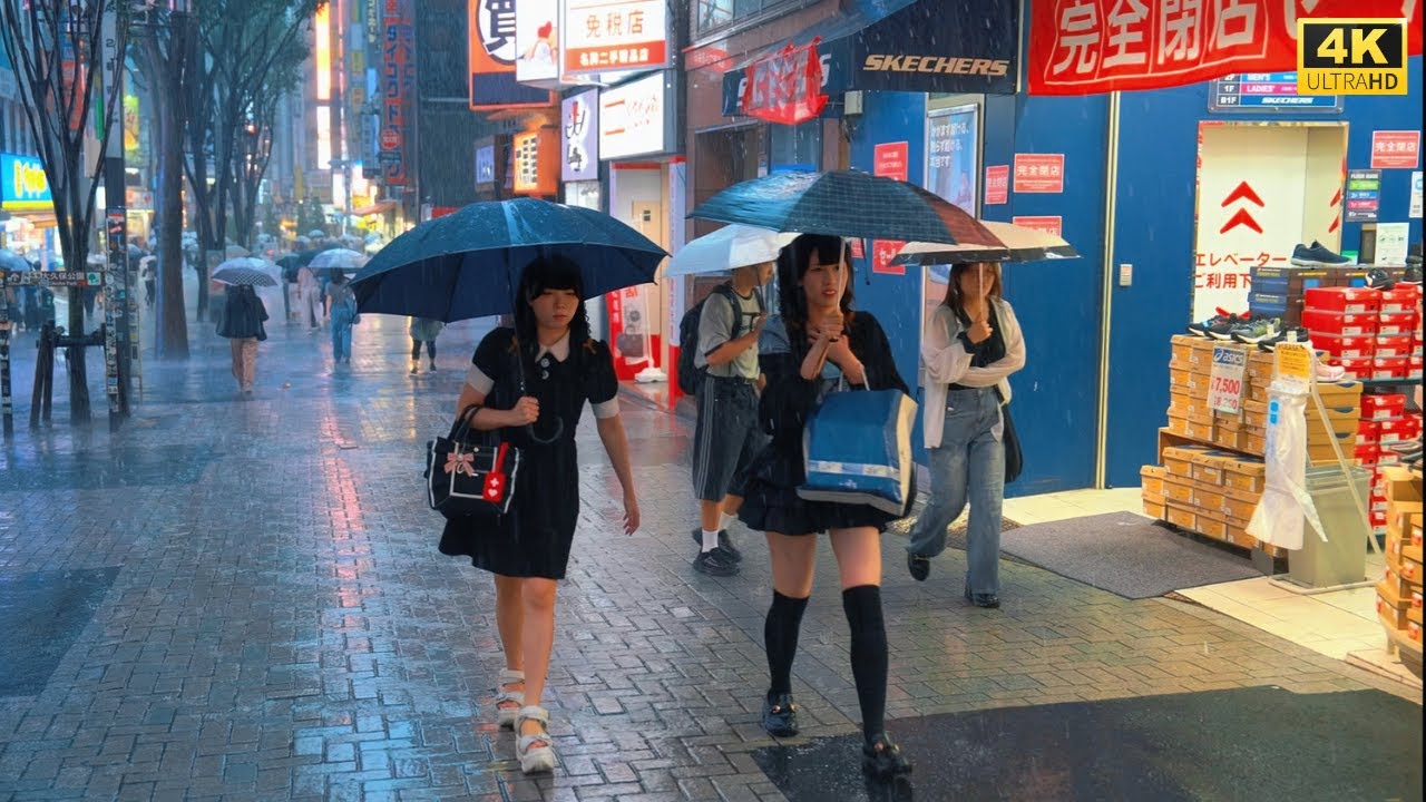 【4K HDR】8 Hours Heavy Rain ASMR | Walk in Shinjuku（新宿）Tokyo Japan | Rain sounds for sleeping