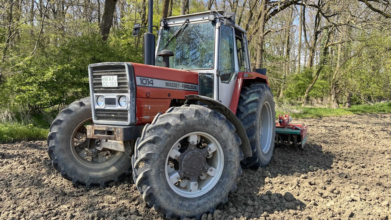 Massey Ferguson 1014 beim Vorkreiseln | Kverneland NG-H 101