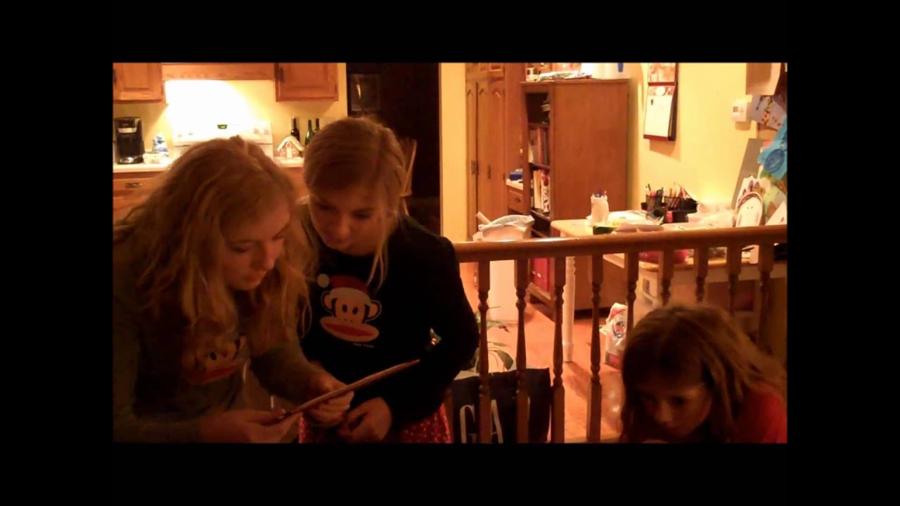 2010 Disney Reveal - Christmas Morning