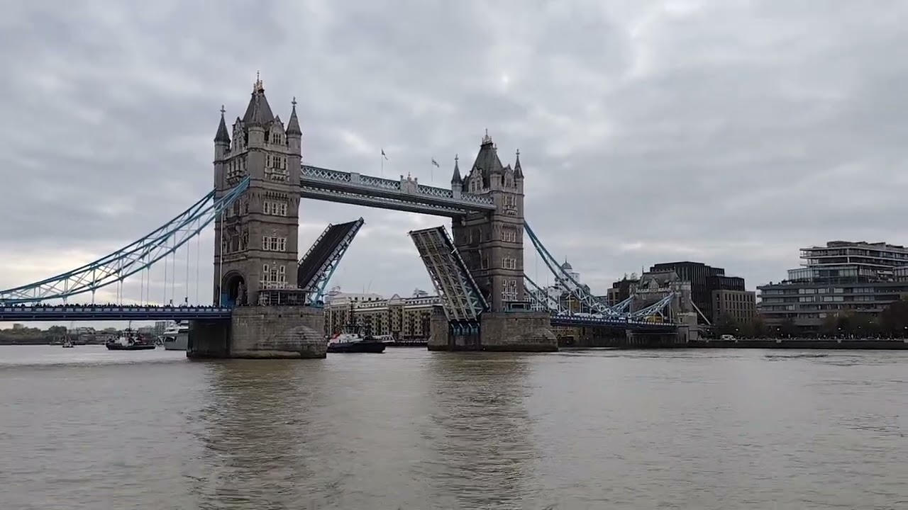 U-27 NE Brasil&rsquo;s 2025 London Visit #london #bridge #warship #england #travel #video #england 
