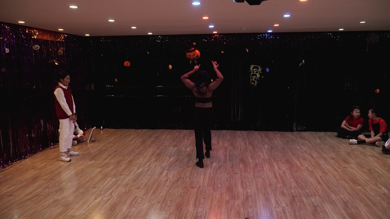 할로윈배틀 문서현VS김다희