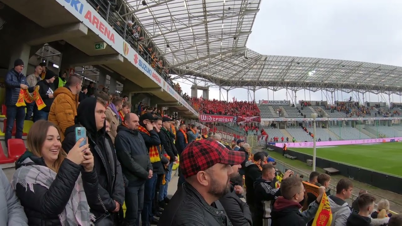 Korona Kielce - Widzew Łódź 0-1. Otwarcie i początek meczu 17 kolejki PKO Ekstraklasy.