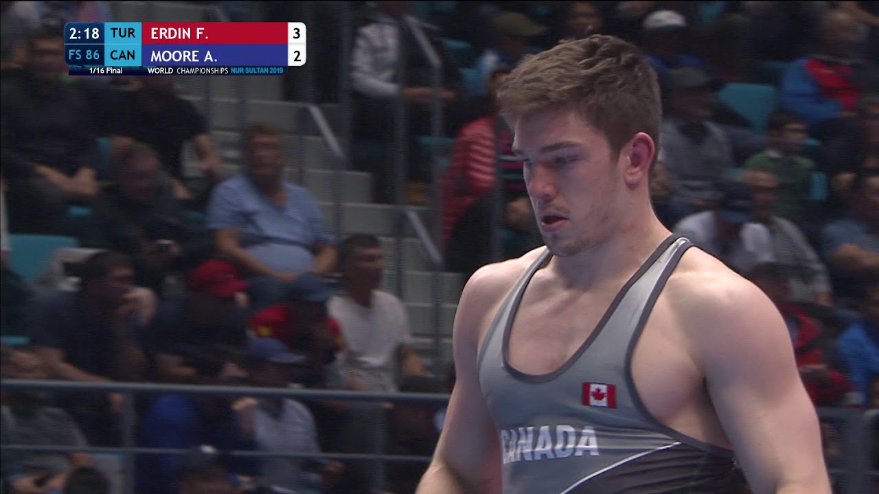 1/16 FS - 86 kg: F. ERDIN (TUR) v. A. MOORE (CAN)