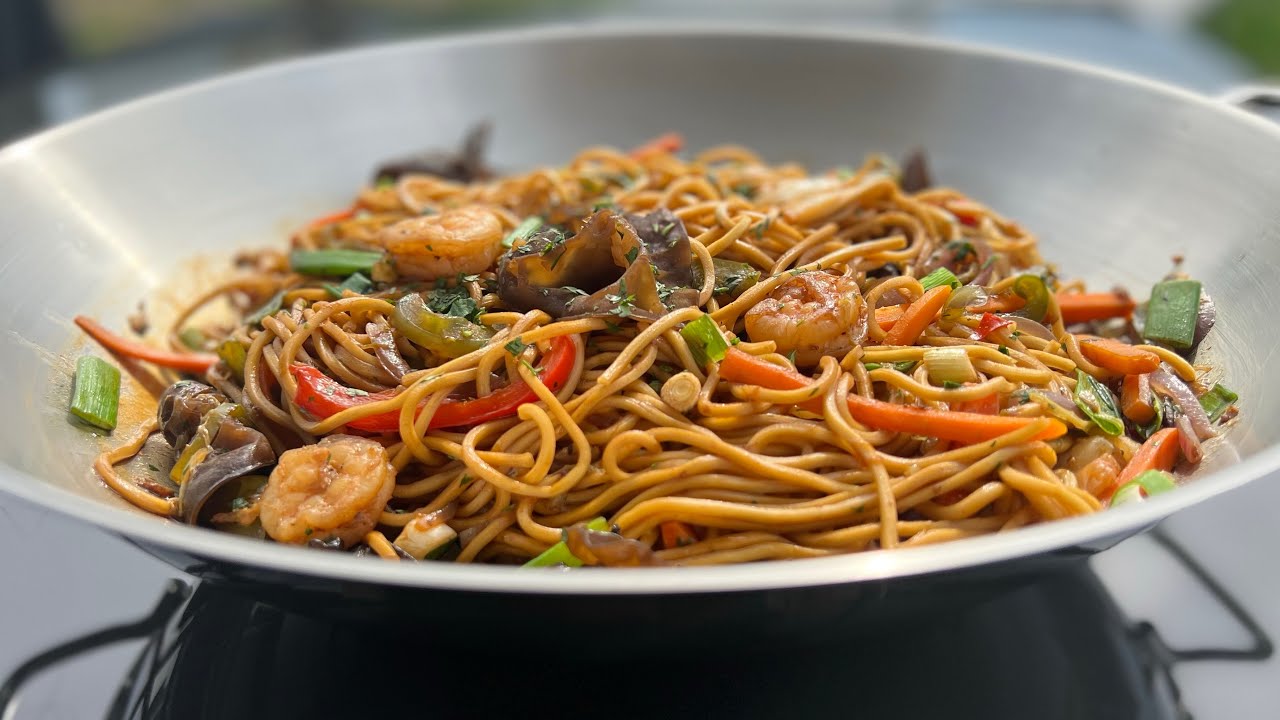 NOUILLES AUX LÉGUMES ET CREVETTES