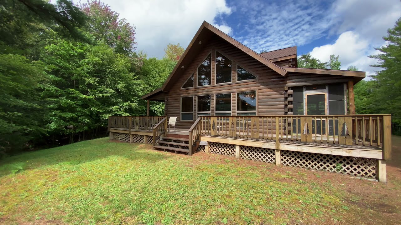 8054 Capron Road, White Lake