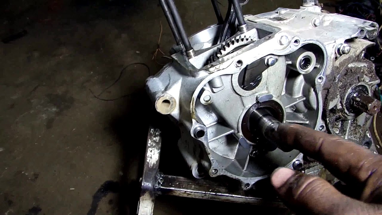 اهم اسباب تلف عامود الكرنك وكيفيه تفاديها فى الموتوسيكل (حلقه145)