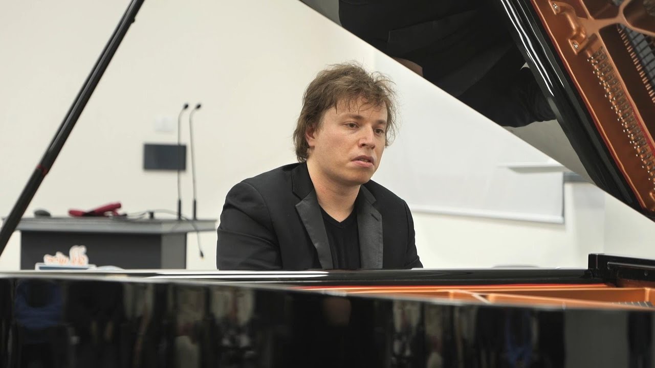 Ilya Shmukler, piano. F.Liszt. Funerailles S.173/7
