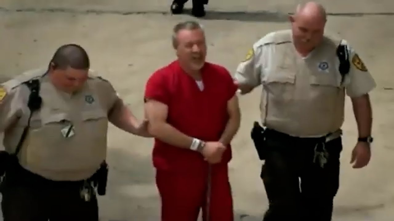 Drew Peterson - When COPS Become Murderers - British Murder Documentary