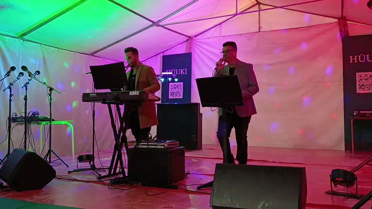 Duo Bailando -Vai com Deus.