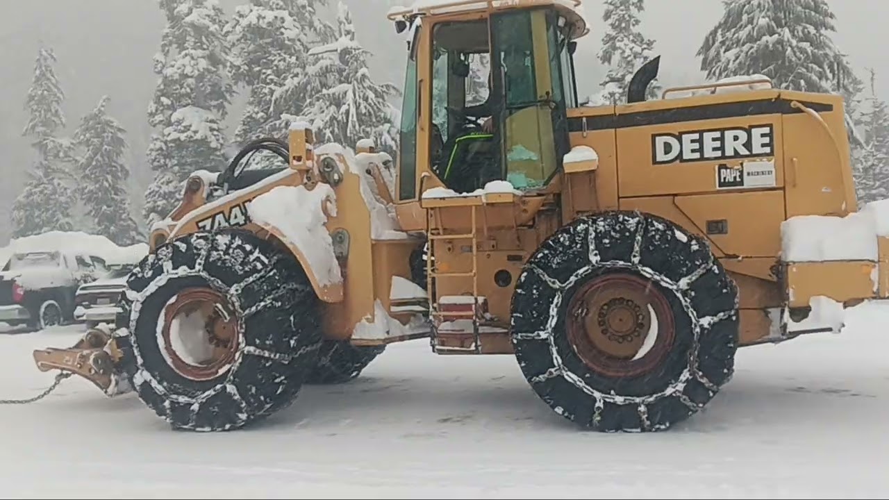 Mtbaker ski area #ski #snowboarding #Mtbaker #buss