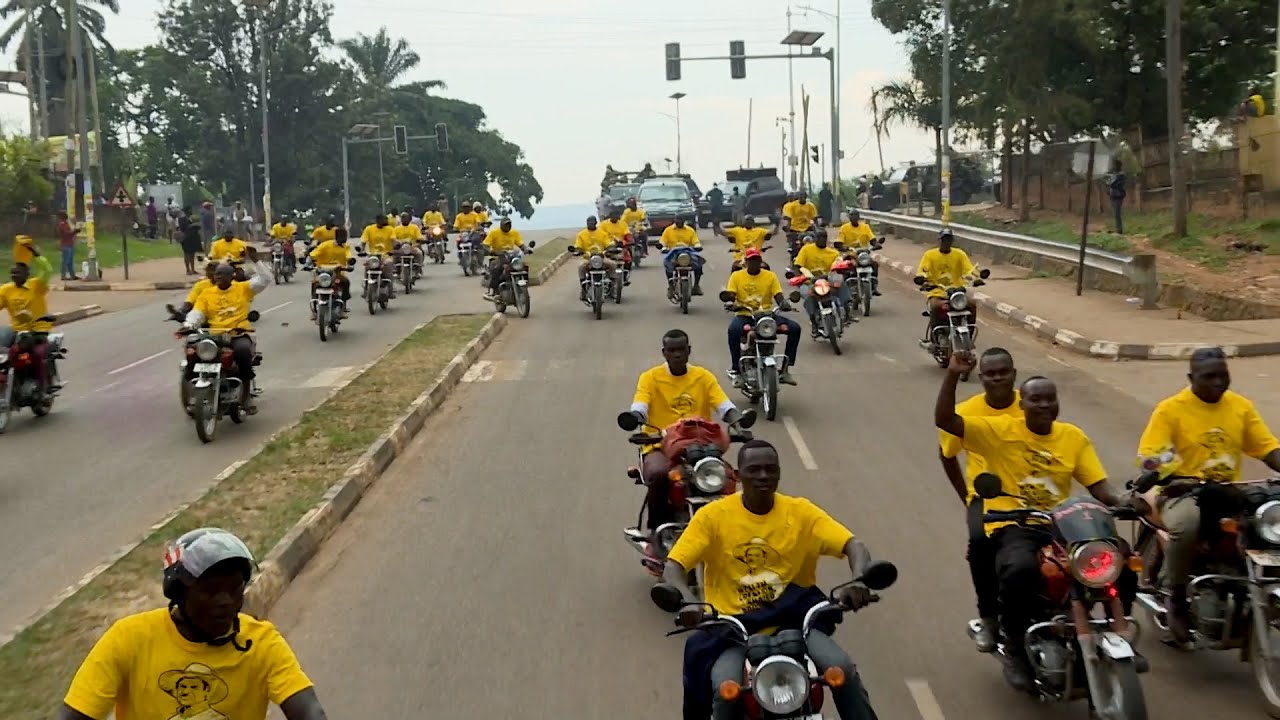 WATCH: The Unusual H.E Museveni's Convoy Through Mbale City | State Lodge Mbale - Maluku Playground
