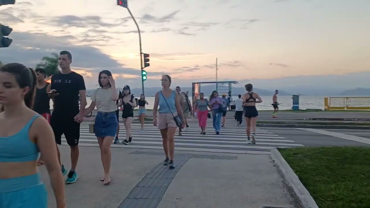 Dia de praia e calor em Floripa neste Domingo!