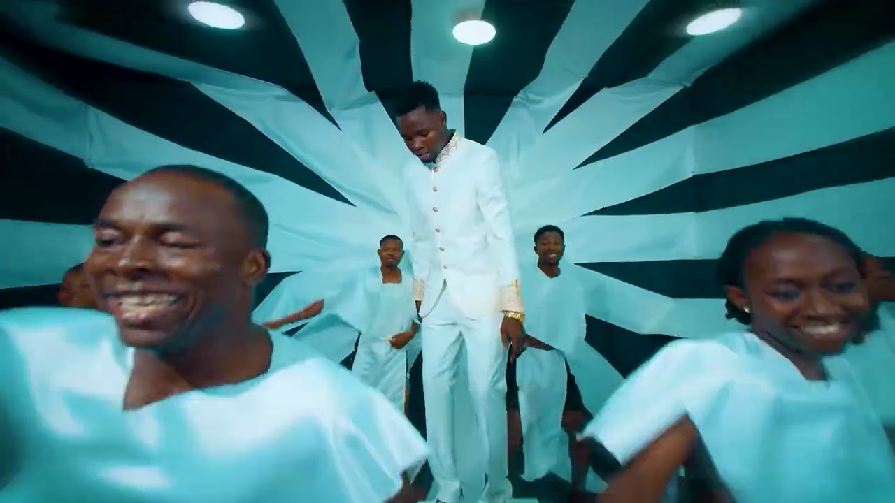 Dieudo Officiel Le Present Ciel - Man Ninr&eacute; (Clip Officiel)