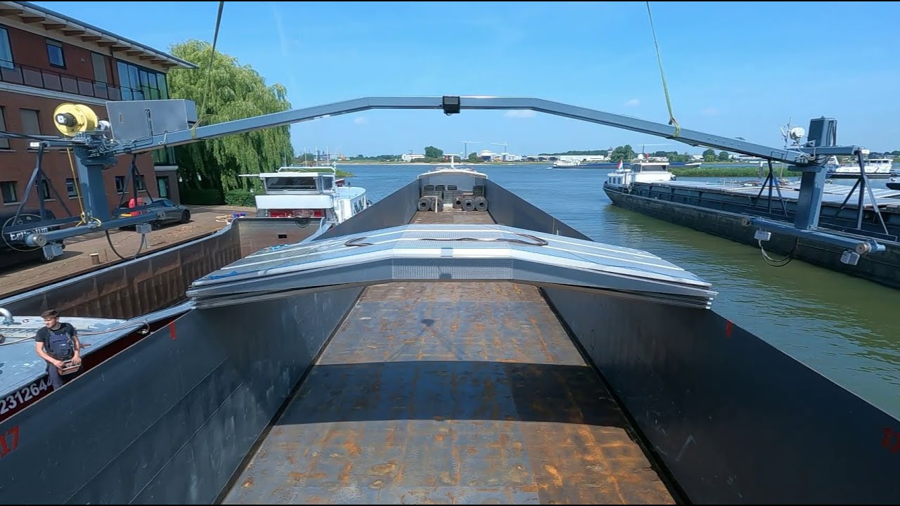 Vaart van Dinteloord naar Werkendam.