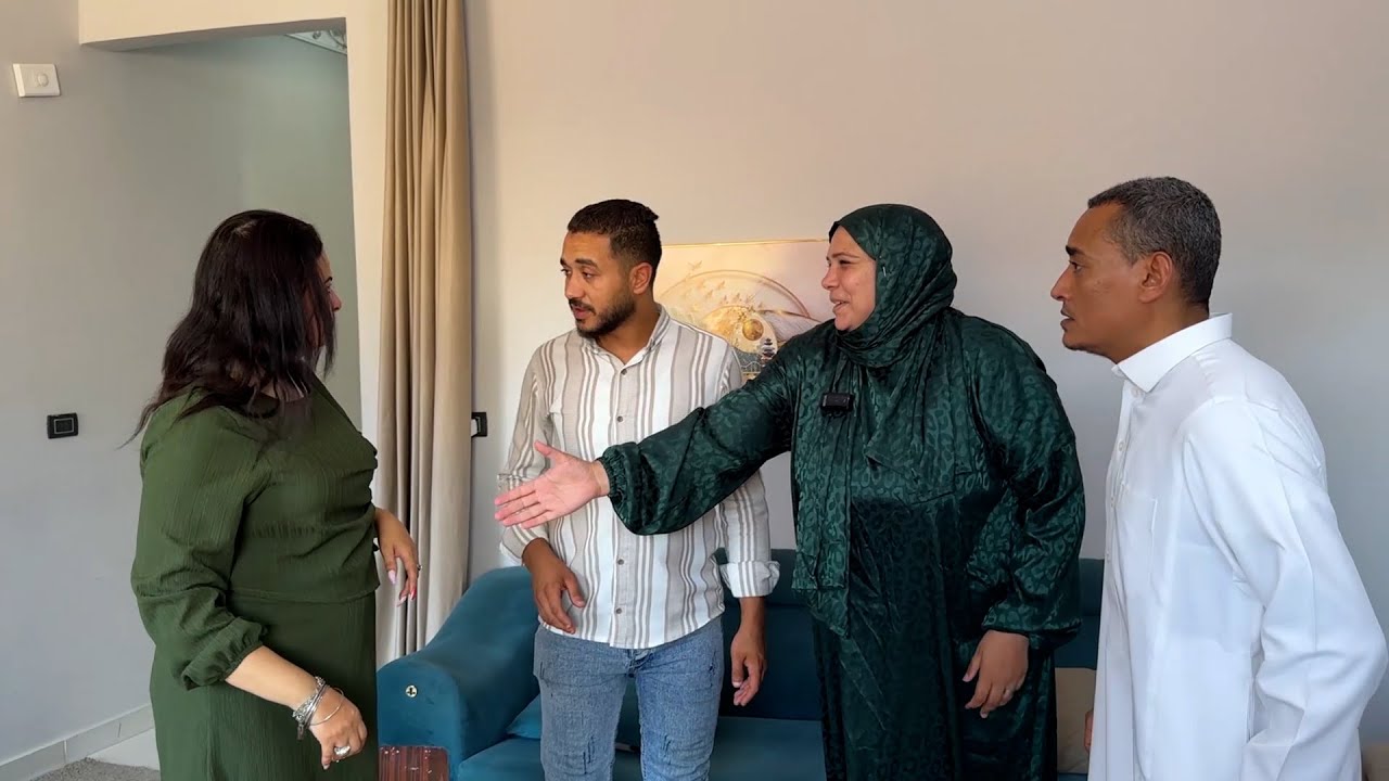 جاب خطيبته البيت عشان يعرفها على اخوه وامه شوف الحنيه