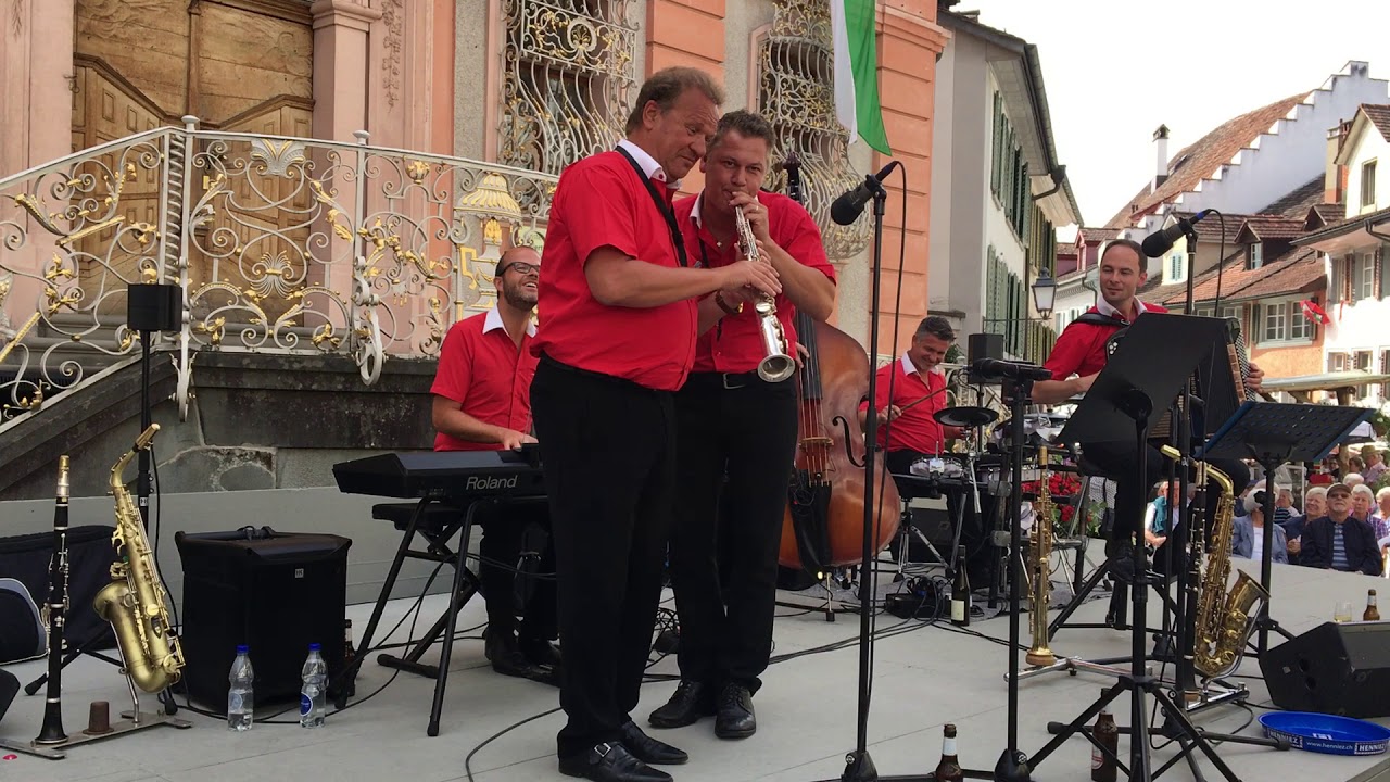Carlo Brunner's Superländlerkapelle -- Klänge vom Pilatus - Bischofszeller Rosenwoche 2018