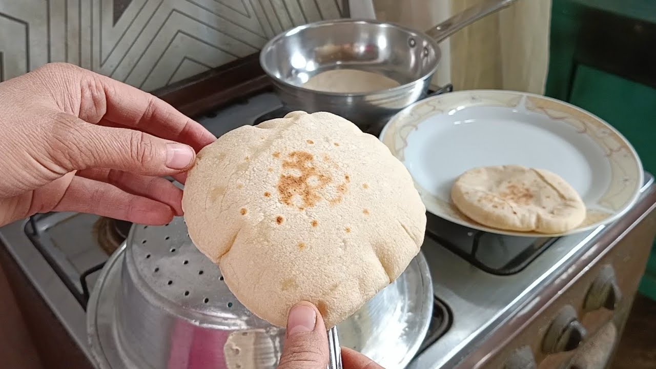 أسهل طريقة لعمل عيش الطاسة على البوتاجاز لفطار وسحور رمضان