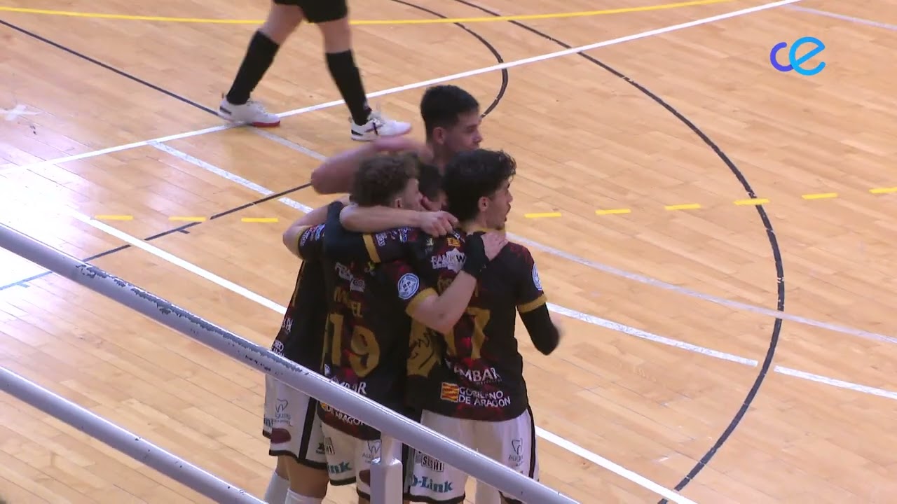 El Ceutí se resiste pero acaba derrotado por el líder (2-4)