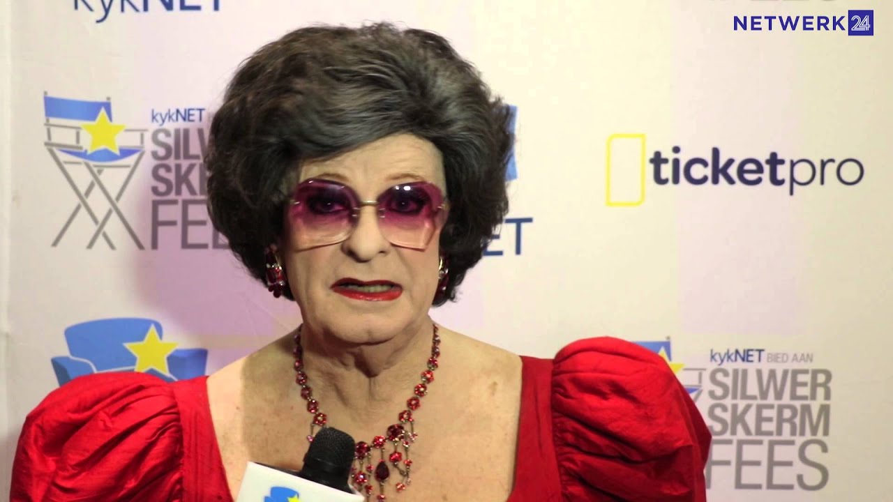 Evita Bezuidenhout: 'Zuma, ek hou julle dop'