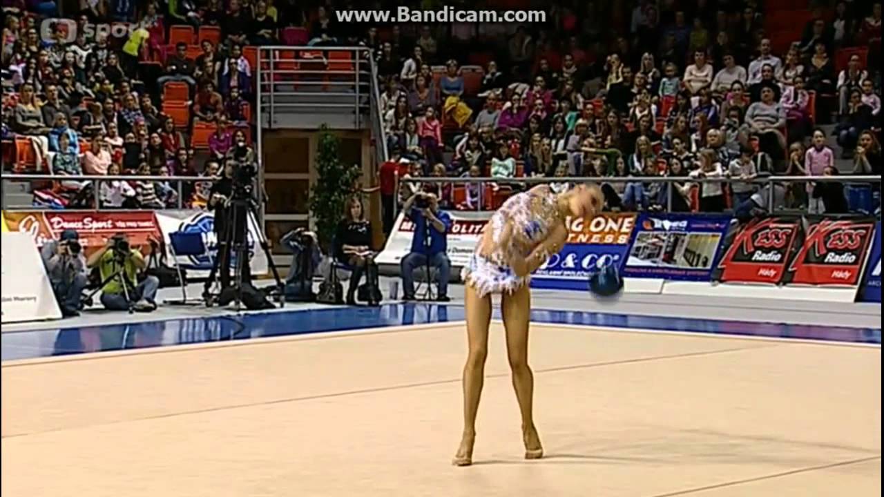 Daria Svatkovskaya-Ball-Final-Grand Prix Brno 2013