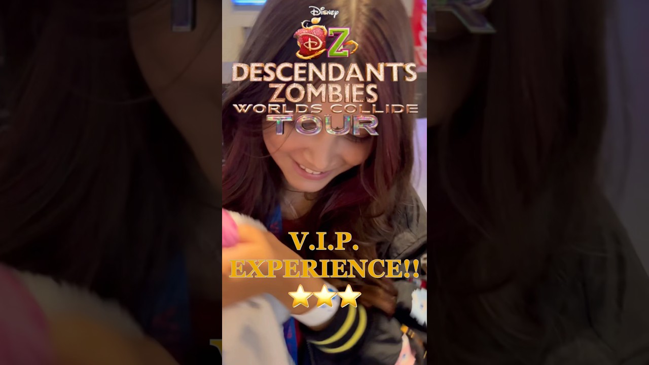 ULTIMATE VIP EXPERIENCE!! 🍎🧟&zwj;♀️ Worlds Collide Tour!! 🤩🤩🤩