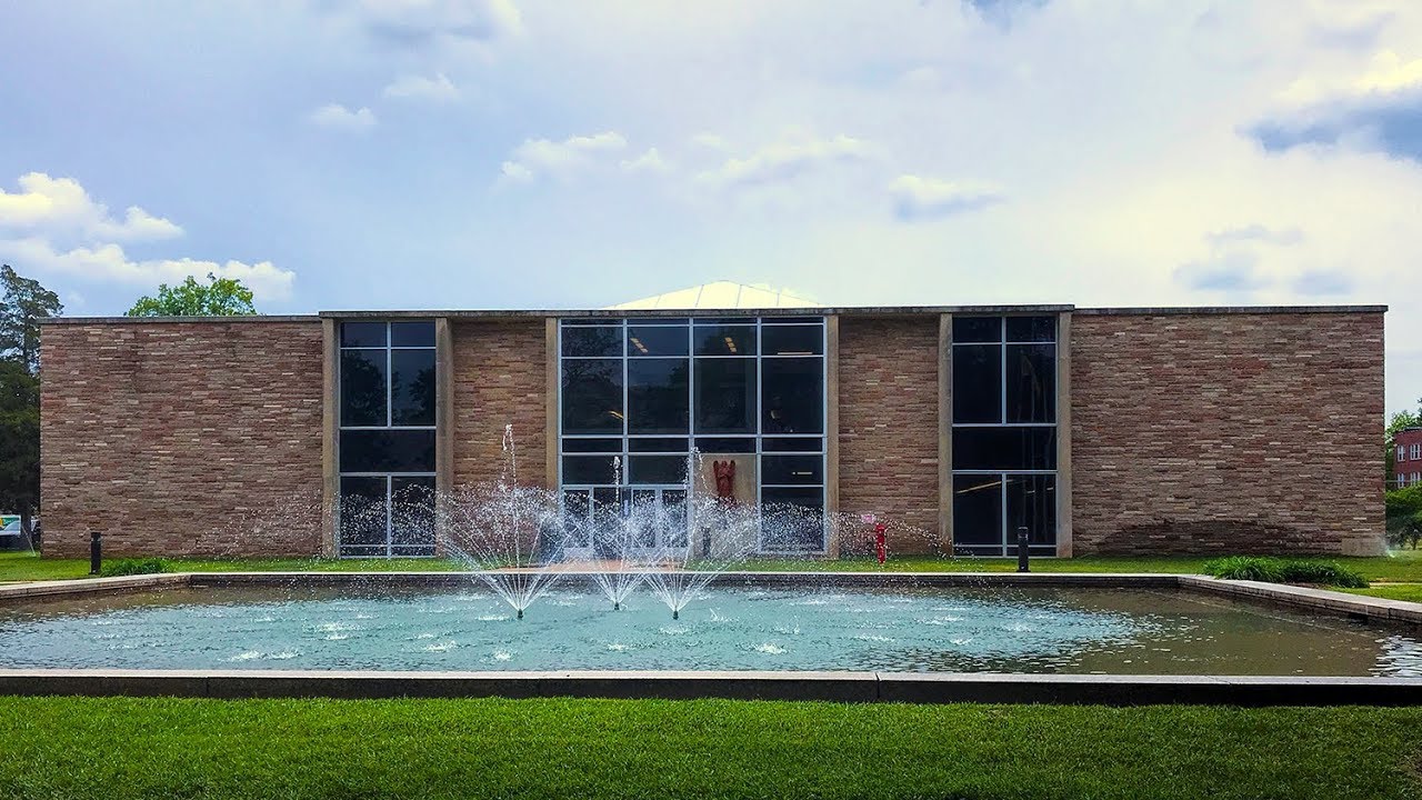 Virtual tour of Concordia Seminary’s library