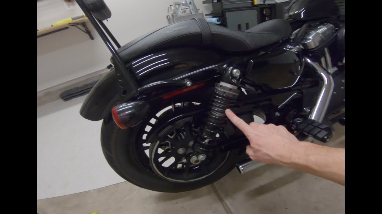 Adjusting rear shocks on Harley Davidson Sportster 48