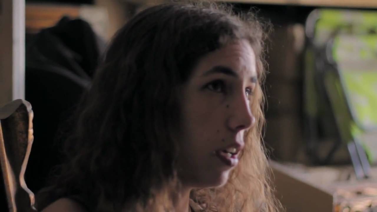 Shirly Kones  שירלי קונס - הד נשימתך