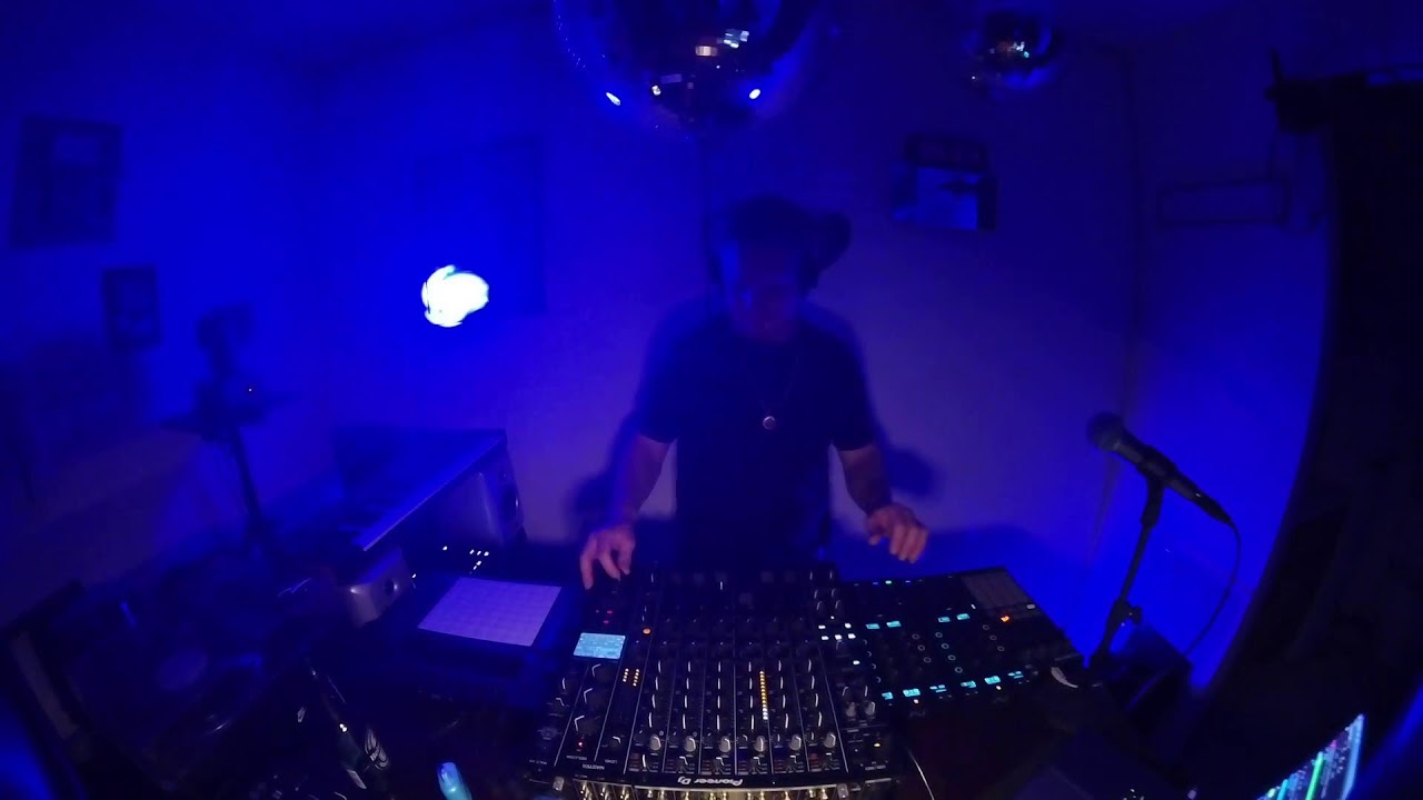 Live tech mix with DJ Stavybo 02-13-2026 Pt. ll