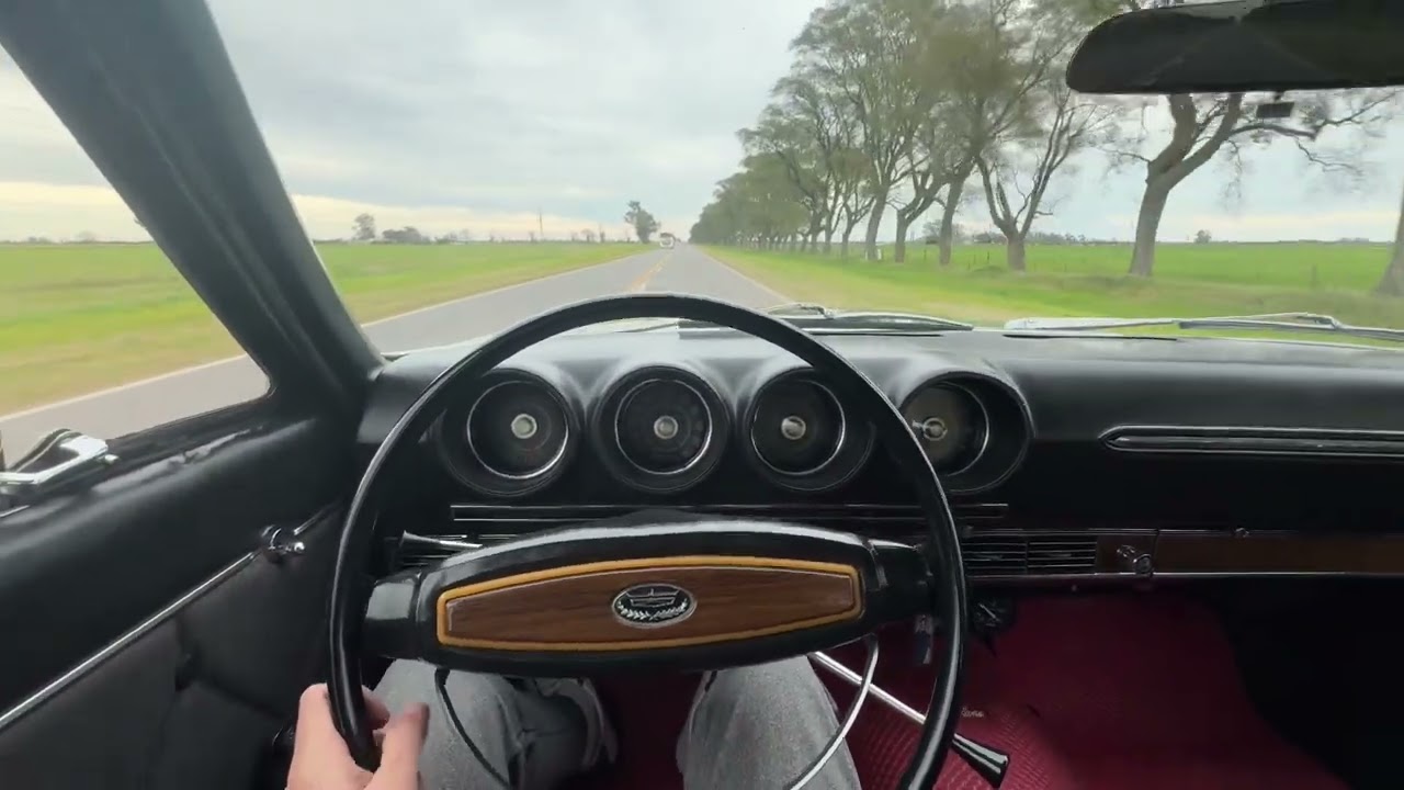 Salida a la ruta con el Ford Fairlane v8 1974