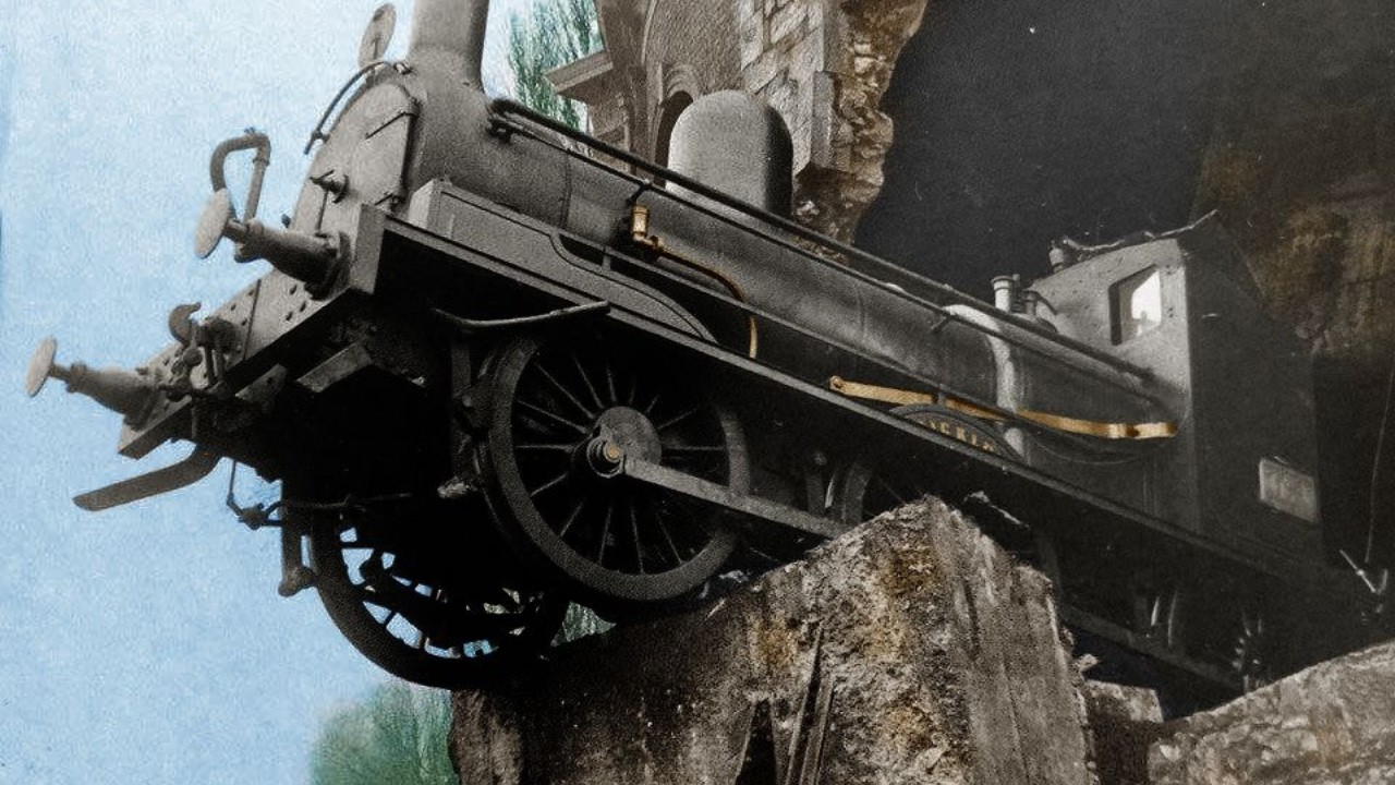 📷▶ Rare Old Train Accident Photos  Historical Photos
