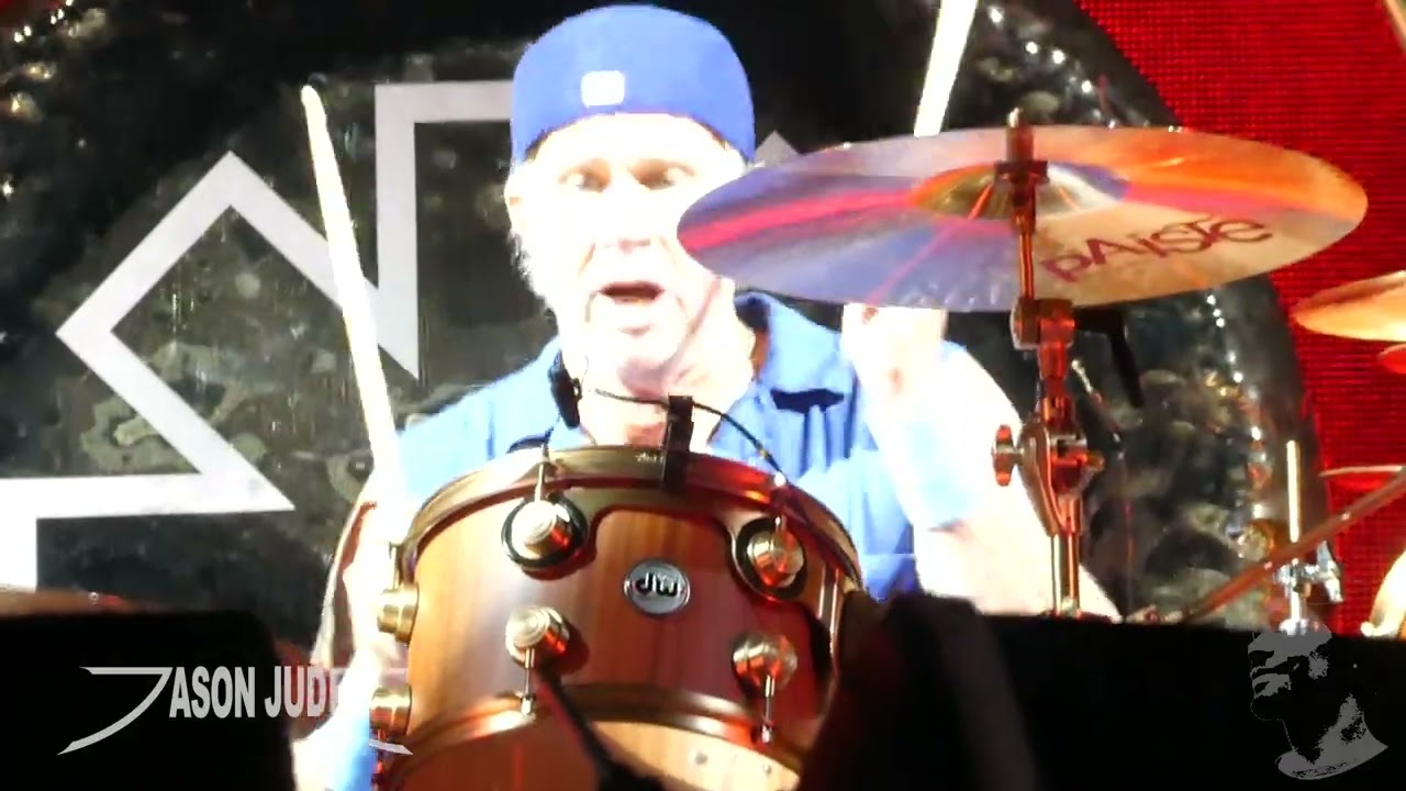 Red Hot Chili Peppers - Can't Stop [HD] LIVE Minute Maid Park 5/25/2023