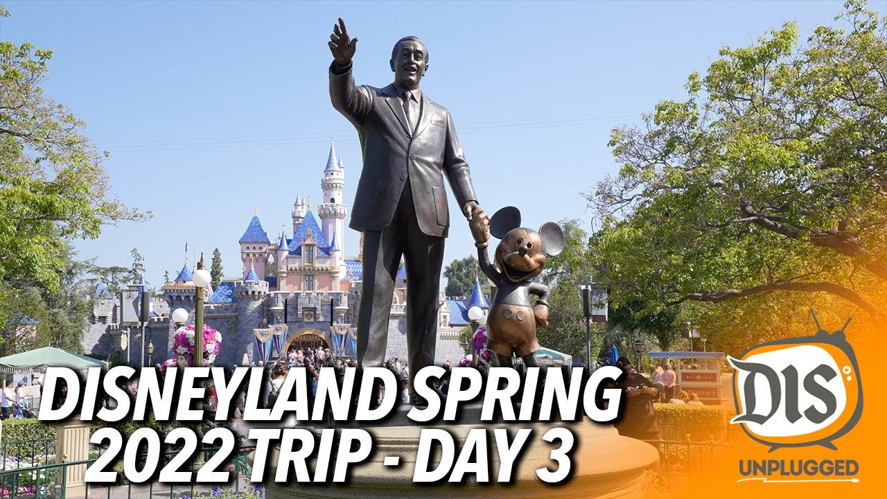 A Morning in Fantasyland & A Disneyland Fireworks Finale