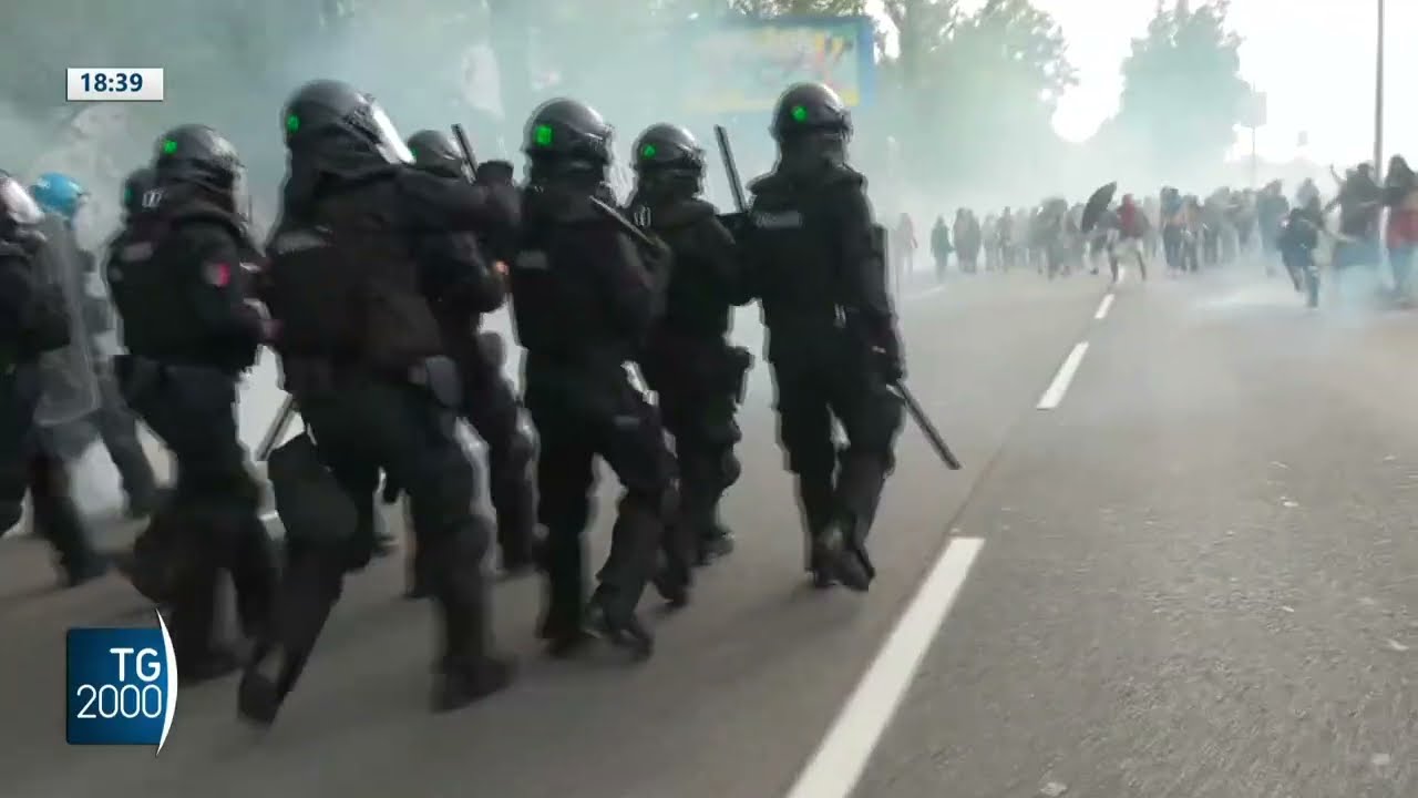 Manifestazioni Pro-Gaza in tutta Italia. Scioperi, scontri e rete sacerdoti