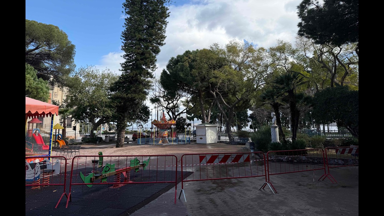 Villa Mazzini, una parte dell'area giochi resta interdetta
