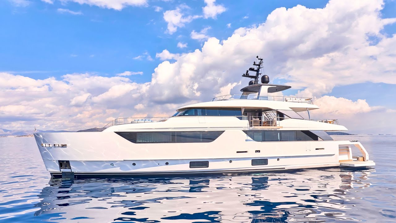 FOR SALE: M/Y 