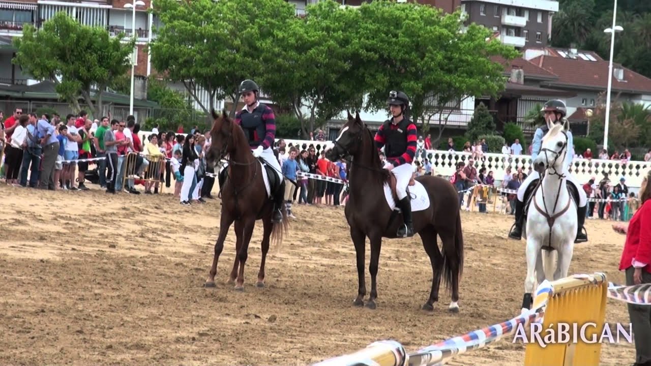 Carreras de caballos en la playa de Brazomar