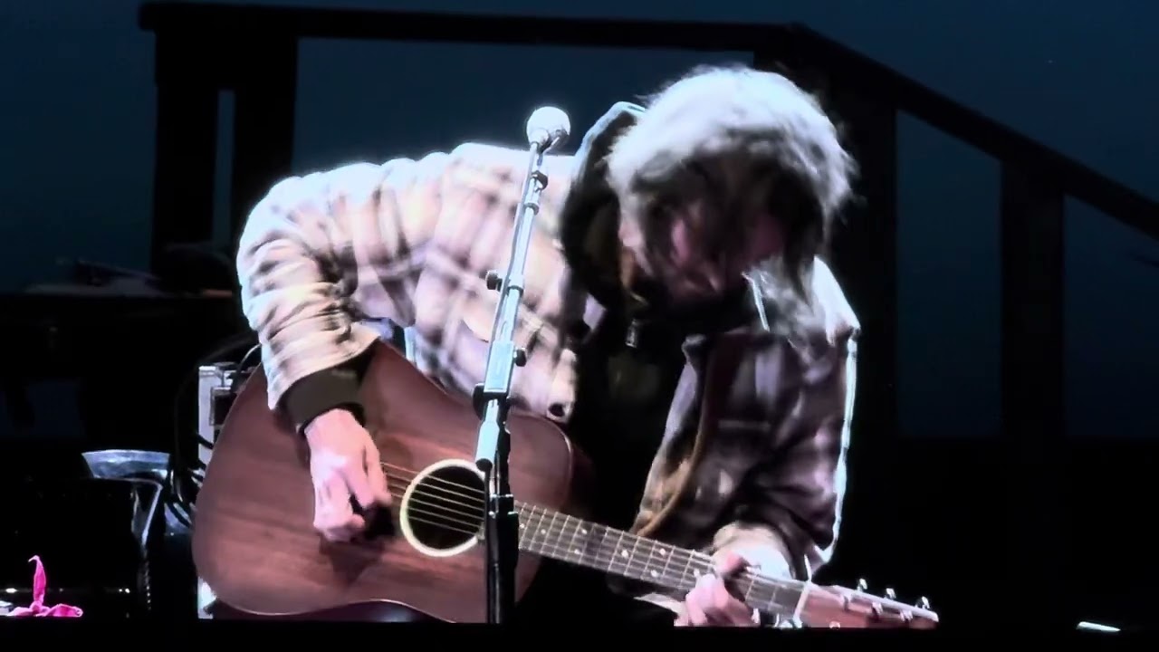 Willie Nelson & Family “Everything is Bullshit” (Live) at the Hollywood Bowl 7/31/2024