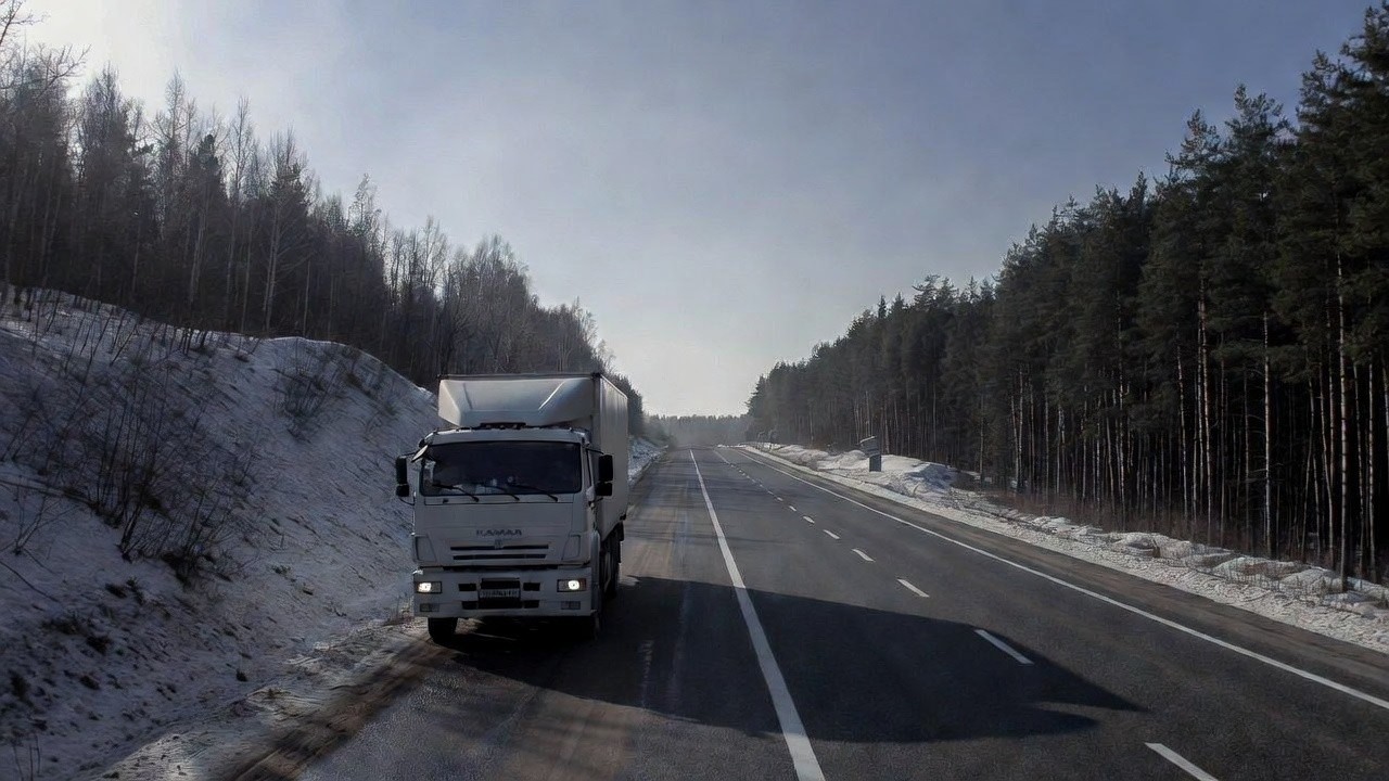ОН ВЫШЕЛ ИЗ КАБИНЫ В -20 И ИСЧЕЗ... ДЕЛО ДО СИХ ПОР НЕ РАСКРЫТО. Расследование пропажи дальнобойщика