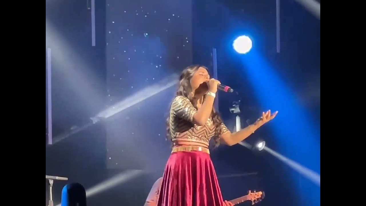 “Agar tum saath ho”- Arunita kanjilal performance at Wembley SSE arena , LONDON || Live Concert