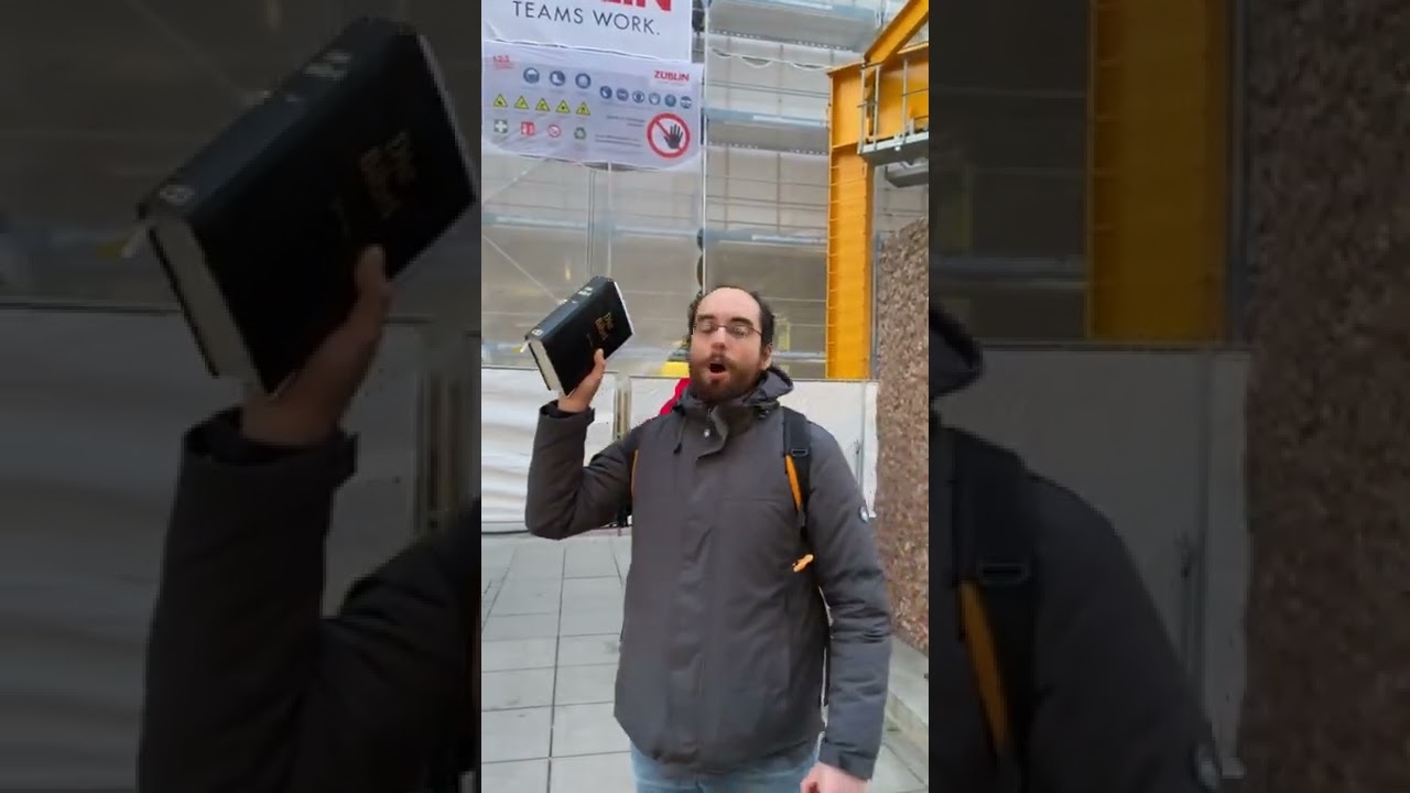 Straßenprediger Arif: Stuttgart Königsstr.:  Gott ruft dich, wo bist du ?