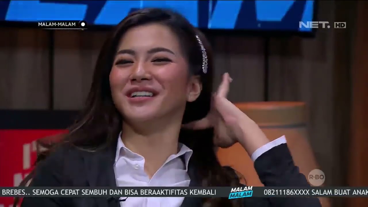 Dita Pake Celana Bukan Rok, Surya yang Sibuk Klarifikasi