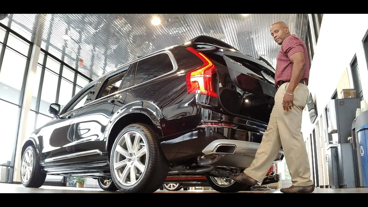 Keyless Entry & Hands Free Power Tailgate of the Volvo XC90 XC60 & XC40 SUVs