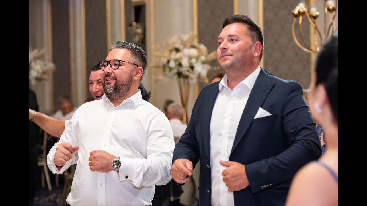 BERTAN BAND HAI DOCTORII LA DANS