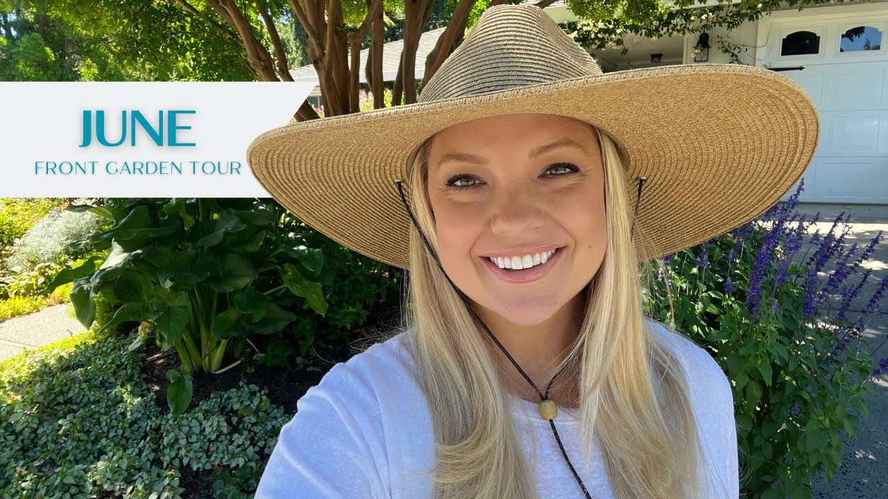 June Front Garden Tour: The Garden is Growing Wild and I Love It! 💗