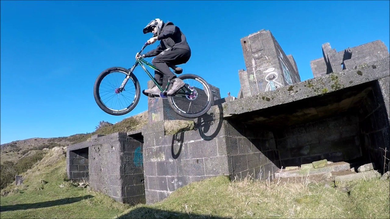 RAW - Shredit - Park / freeride / Downhill - Hardcore Hardtail
