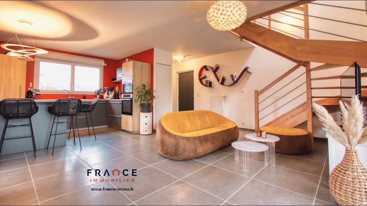 20 MIN D'ANNECY, T4 DUPLEX RÉCENT DE 90 M2 AU SOL, 49 M2 DE TERRASSE SO, GRAND GARAGE ET PARKING