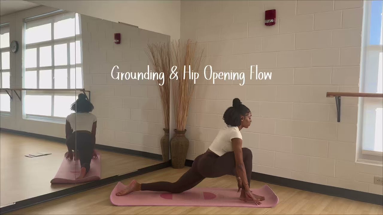 15 Minute Morning Yoga Flow | Grounding, Hip Opening & Gentle Vinyasa