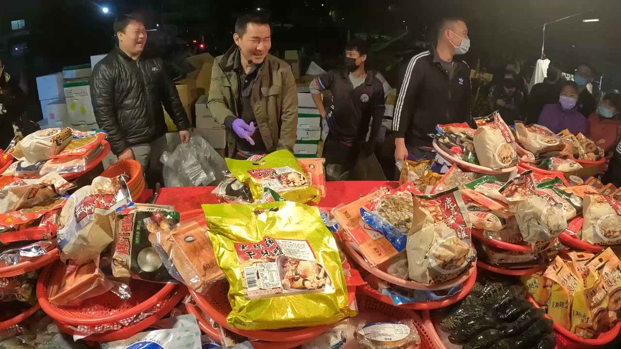 21 老闆先跟你說大家說 今天的綜合標會一標比一標誇張!!! #嘉義趙又廷 #全晟海產 #週五嘉義彌陀夜市 #海鮮拍賣 #海鮮叫賣